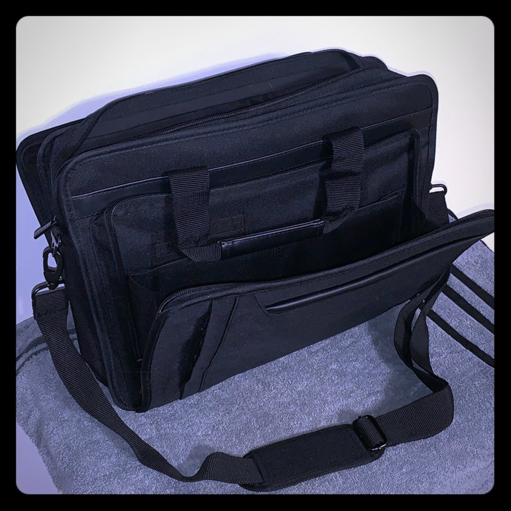 Leeds 15” Laptop bag